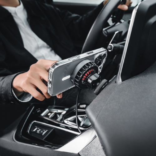 MagMount Qi2 智慧冷卻車用手機支架