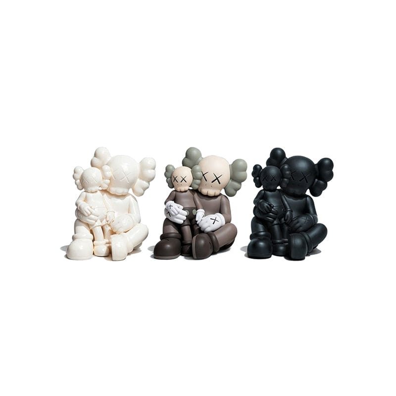 KAWS:HOLIDAY CHANGBAI MOUNTAIN 公仔黑色| KAWS | citiesocial | 找好東西